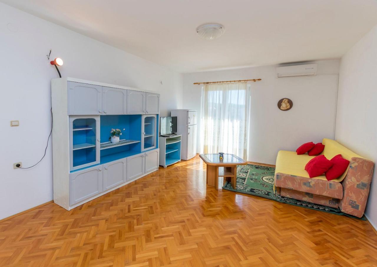 Apartments Anica Primošten Esterno foto