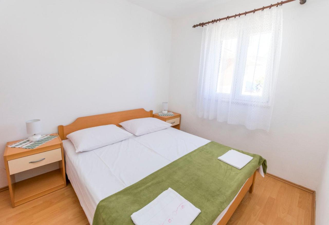 Apartments Anica Primošten Esterno foto
