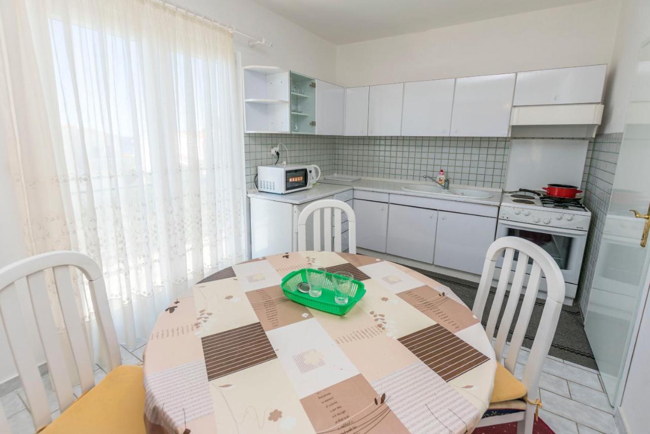 Apartments Anica Primošten Esterno foto